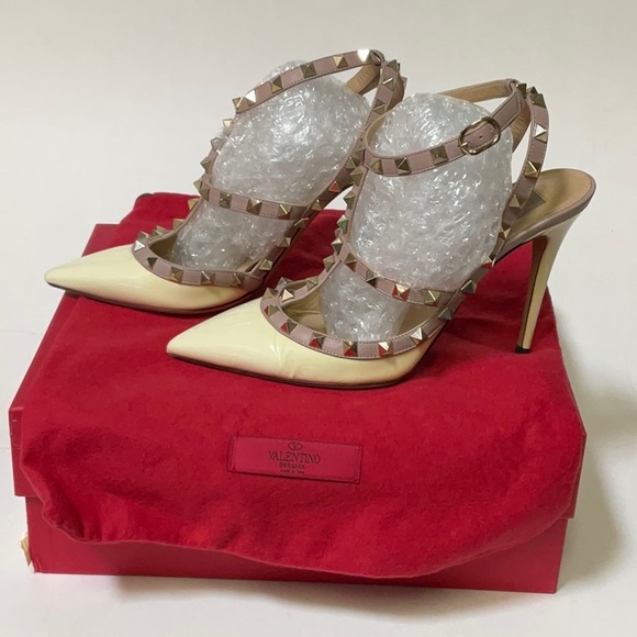 Valentino Rouckstud Double strap pointy toe off white patent leather high heels - Picture 3 of 16